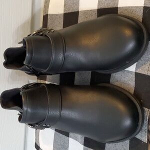Torrid Black Bootie Size 8.5 W W